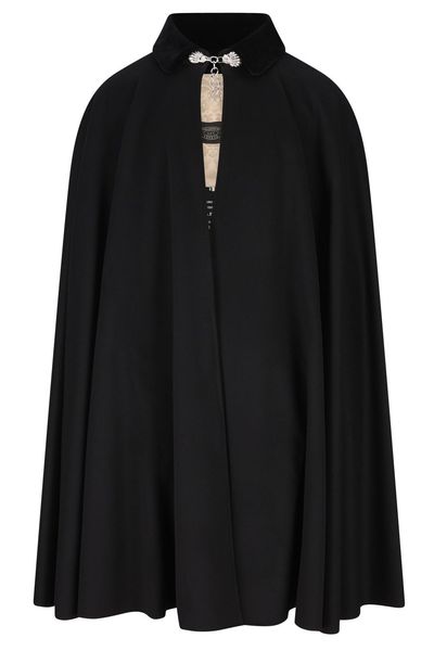 Il Tabarro 1600 Velour Tassel Cape