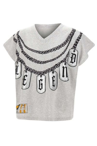 PDF Chain Graphic V-Neck T-Shirt